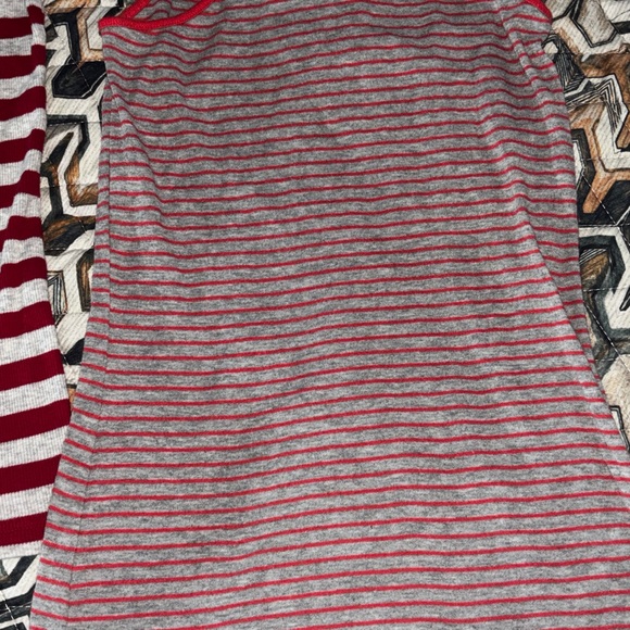 Various Name Brand Tank Top Collection of 7 Woman’s size sm/med - Picture 12 of 14